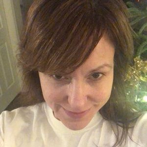 Meet your Posher, Elaine